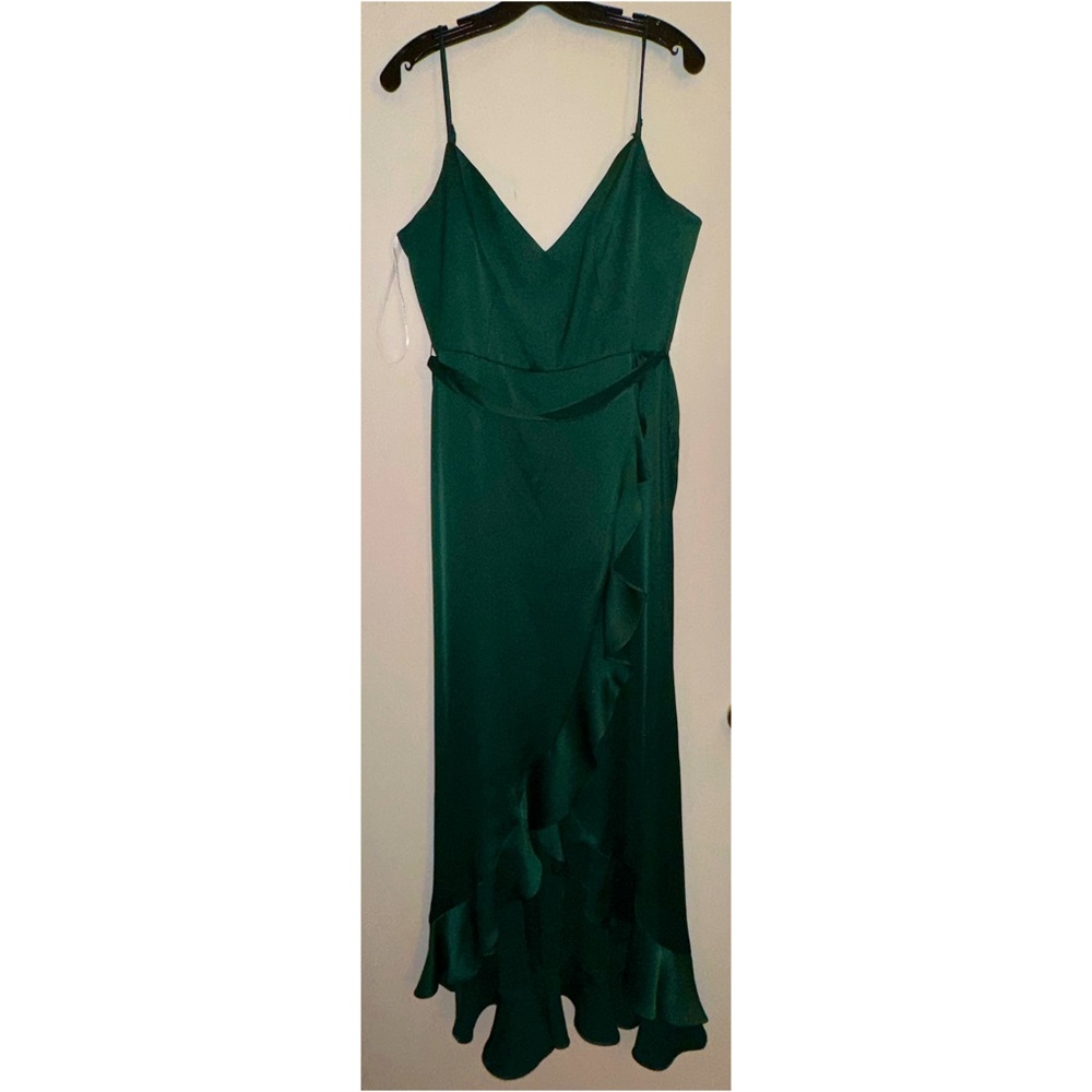 DAVID’S BRIDAL BRIDESMAIDS GOWN DARK GREEN SIZE 10